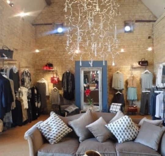 Lapstone cotswold boutique brushed stainless steel display system