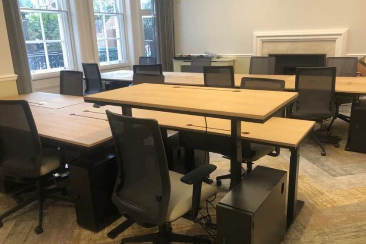 Sit stand desk - Dymond