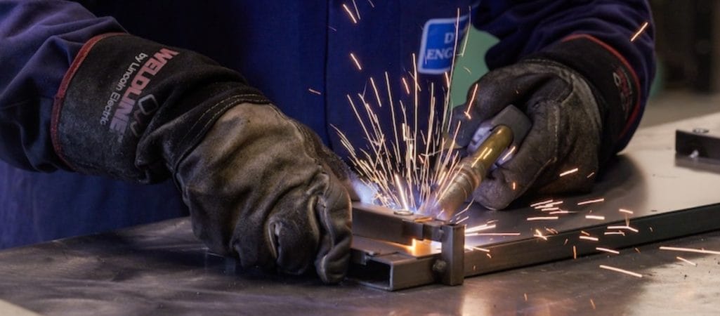 Metal Shop Fitting Manufacturer | Display Equipment